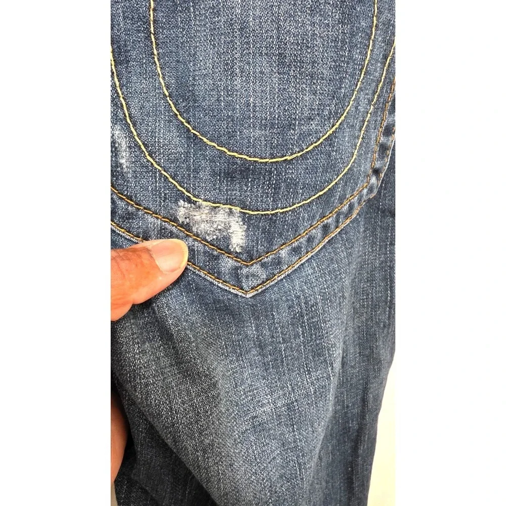 True Religion Men's Straight Leg Slim Blue Distressed Denim Jeans‎ Relaxing